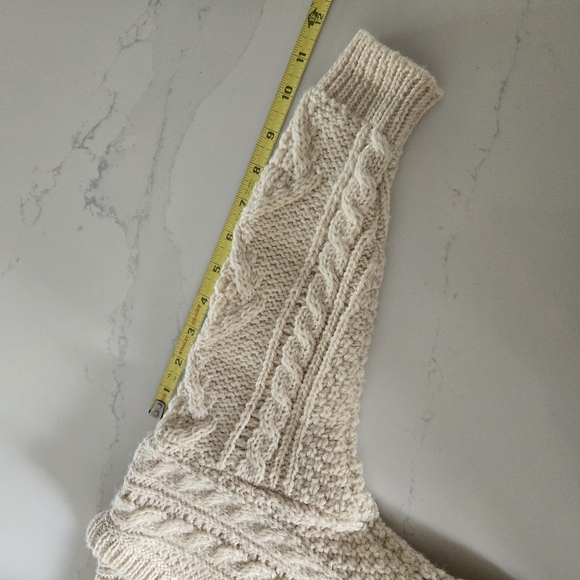 Vintage 100% Wool Aran Fishermans Irish Toddler Sweater Cable Knit Cream 24 Mos - Picture 5 of 6